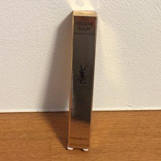 イヴサンローランボーテ(Yves Saint Laurent Beaute)の専用イヴ・サンローラン ラディアントタッチno2ファンデーション(コンシーラー)