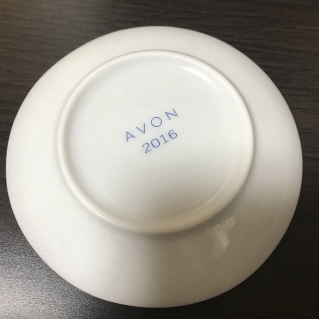 AVON(エイボン)のエイボン AVON 豆皿 グラス セット　ノベルティ インテリア/住まい/日用品のキッチン/食器(食器)の商品写真