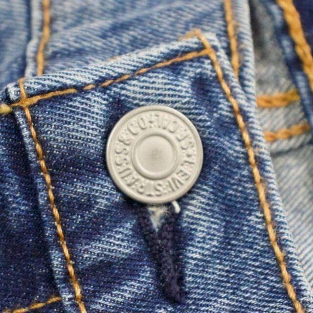 Levi's(リーバイス)の定価8000 新品 リーバイス 04511-3327 W28 デニム LEVIS メンズのパンツ(デニム/ジーンズ)の商品写真