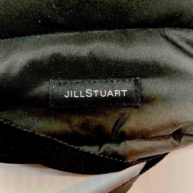 JILLSTUART(ジルスチュアート)のダウンジャケット風ショルダーバッグ レディースのバッグ(ショルダーバッグ)の商品写真