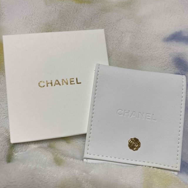 新品未使用品　CHANEL ジュエリーケース　送料込み