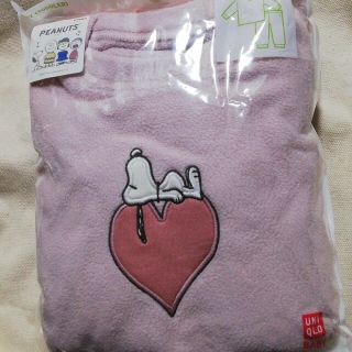 ユニクロ(UNIQLO)の新品　UNIQLO×SNOOPY柄ピンク色フリースパジャマ長袖100cm(パジャマ)