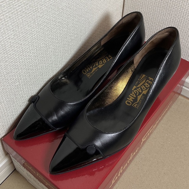 ハイヒール/パンプス サルヴァトーレフェラガモ パンプス