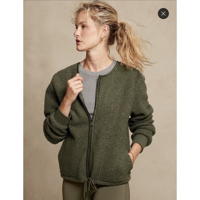 Banana Republic(バナナリパブリック)のバナナリパブリバナナリパブリック  ノーカラーシェルパ ボンバーカーキ　L XL レディースのジャケット/アウター(ブルゾン)の商品写真