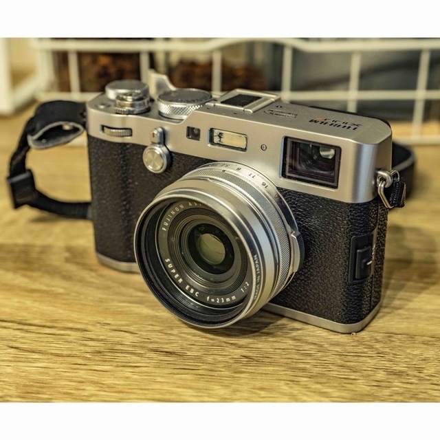 【美品】FUJIFILM X100F 付属品多数