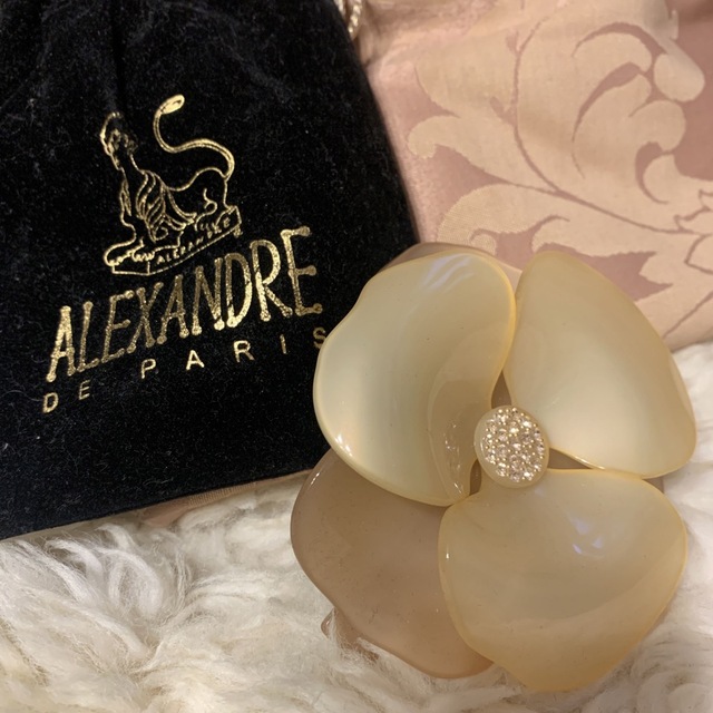 アレクサンドルドゥパリ カメリア バレッタ 極美品-