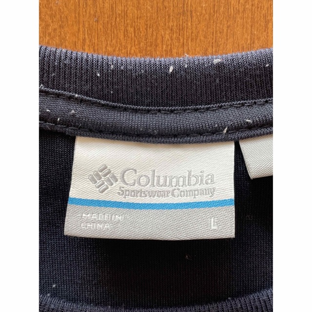 Columbia(コロンビア)のColumbia Tシャツ半袖　オムニウィック　ポリエステル100% 【中古品】 メンズのトップス(Tシャツ/カットソー(半袖/袖なし))の商品写真