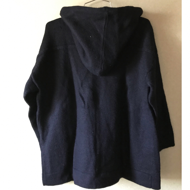 新品未使用　ウール100%  ブラック　羽織り レディースのジャケット/アウター(ニットコート)の商品写真