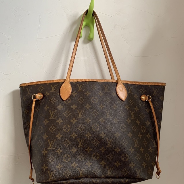 LOUIS VUITTON(ルイヴィトン)のルイヴィトン　モノグラム　ネヴァーフルMM レディースのバッグ(トートバッグ)の商品写真