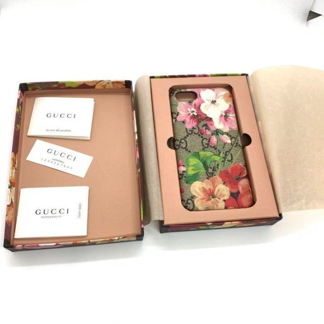 Gucci(グッチ)の☆良品☆GUCCI iPhone 7／8／SE対応 スマホケース(GG) スマホ/家電/カメラのスマホアクセサリー(iPhoneケース)の商品写真