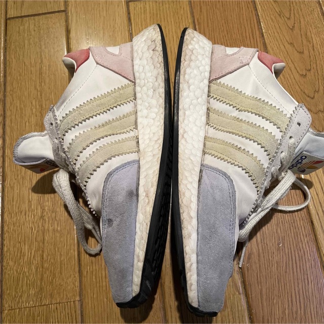 adidas(アディダス)のアディダスオリジナル　スニーカー　23 カラフル レディースの靴/シューズ(スニーカー)の商品写真