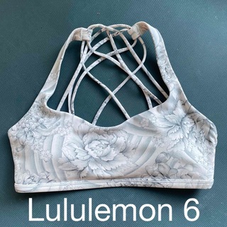 ルルレモン(lululemon)のLululemon ブラトップサイズ6(ヨガ)