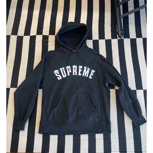 Supreme スエットパーカー