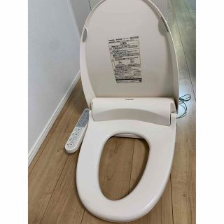 TOSHIBA 温水洗浄便座 SCS-T161の通販 by yohe's shop|ラクマ