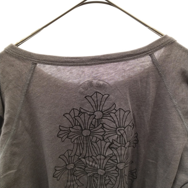 Chrome Hearts(クロムハーツ)のCHROME HEARTS クロムハーツ ヴァインダガーセメタリー ヘンリーネックカットソー グレー メンズのトップス(Tシャツ/カットソー(七分/長袖))の商品写真