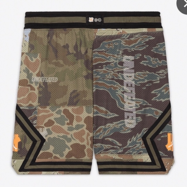 UNDEFEATED  JORDAN Short Camo