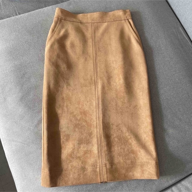 スウェードタイトスカート　ナラカミーチェ　キャメル　美品　M