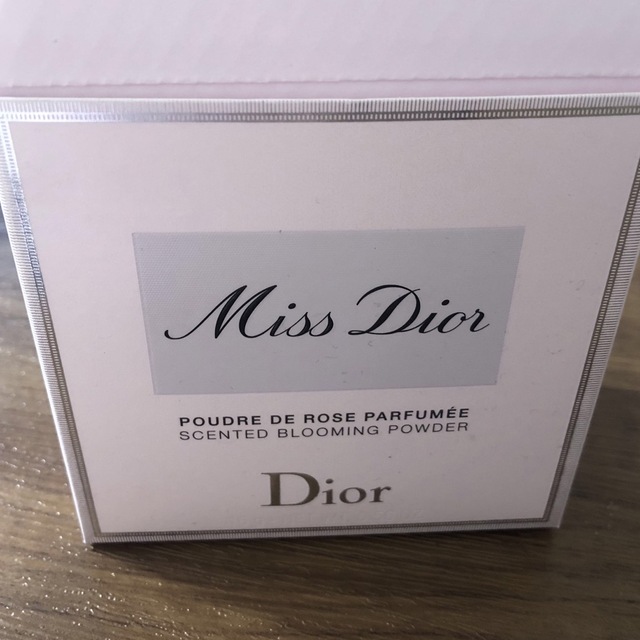 Dior(ディオール)のミスディオール　ボディパウダー コスメ/美容のボディケア(ボディパウダー)の商品写真