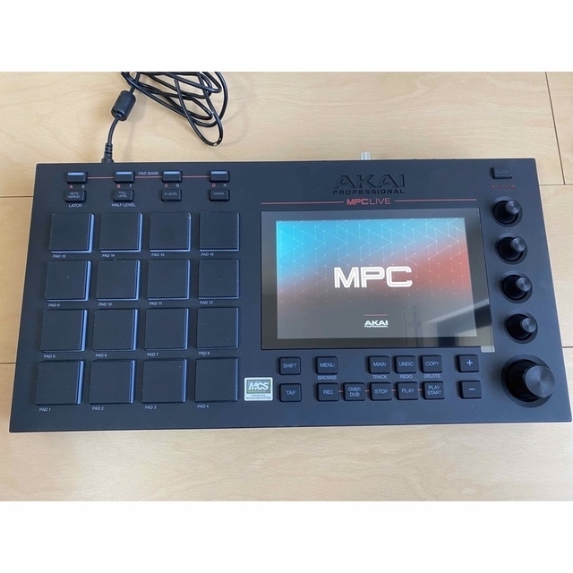 AKAI MPC LIVE   LPK25 WIRELESS 楽器のDTM/DAW(その他)の商品写真