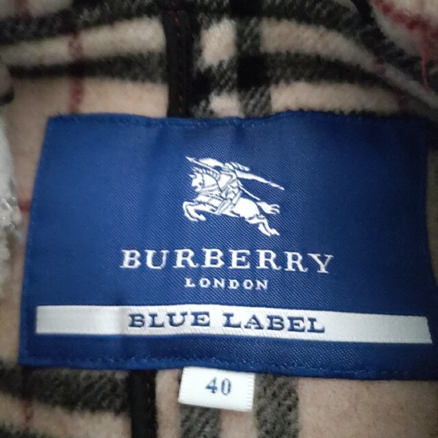 BURBERRY BLUE LABEL(バーバリーブルーレーベル)の希少】バーバリーブルーレーベルゆったりサイズ　ノバチェック　ダッフルコート40 レディースのジャケット/アウター(ダッフルコート)の商品写真