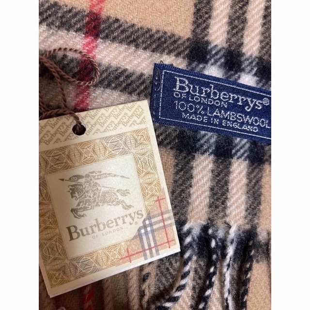 BURBERRY(バーバリー)の未使用　バーバリー　マフラー レディースのファッション小物(マフラー/ショール)の商品写真