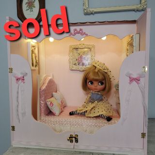 2way扉つきメルヘン*°ベッドルーム*ドールハウス*ブライスやリカちゃんなどに