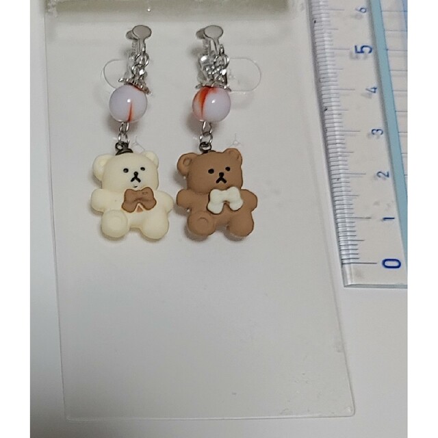 【ハンドメイド】クマちゃん イヤリング 2 ハンドメイドのアクセサリー(イヤリング)の商品写真