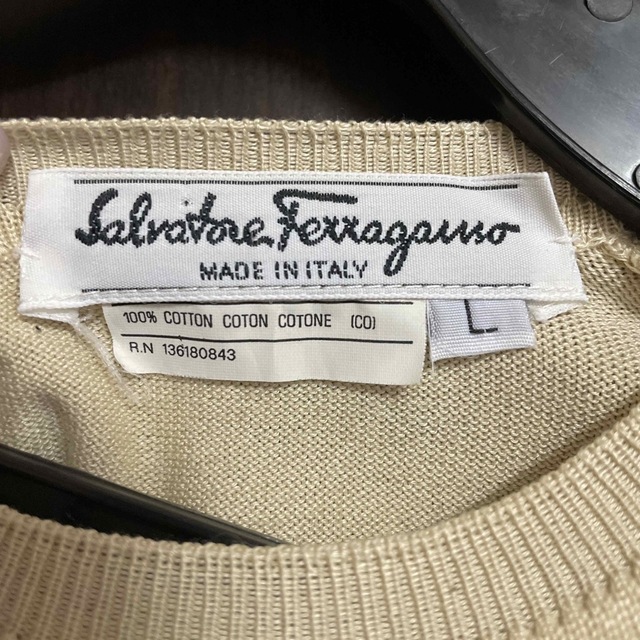 Salvatore Ferragamo(サルヴァトーレフェラガモ)のフェラガモ　レディース　ニット レディースのトップス(ニット/セーター)の商品写真
