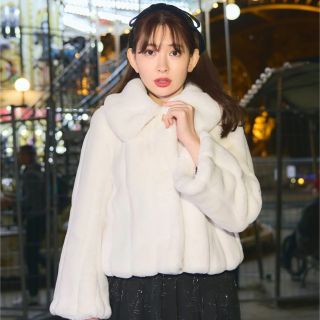 Her lip to(毛皮/ファーコート ・ ホワイト/白色系)のフリマ Her lip to(毛皮/ファーコート ・ ホワイト/白色系)のフリマ