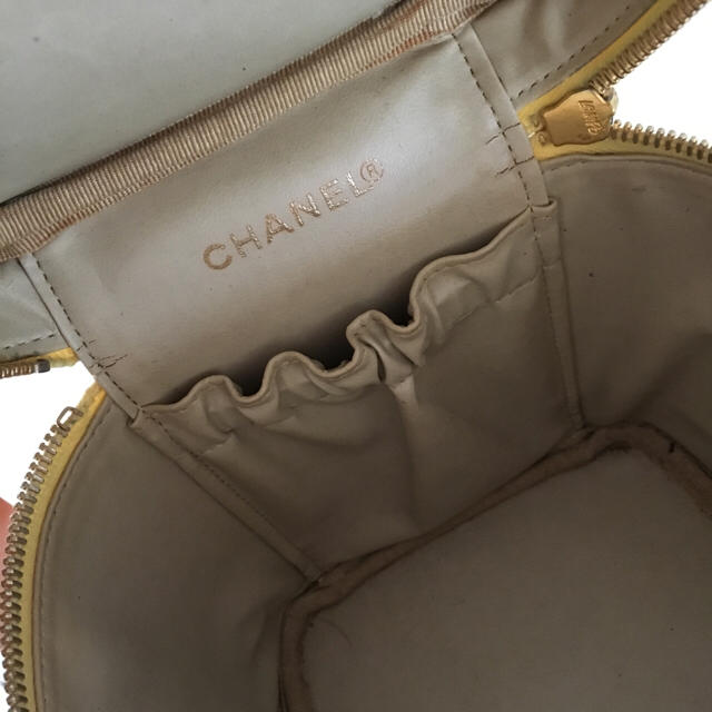 CHANEL(シャネル)のシャネルバニティ レア☆イエロー レディースのバッグ(その他)の商品写真