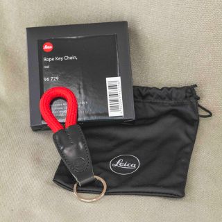 ライカ(LEICA)の【美品未使用】ライカ ロープキーチェーン（キーホルダー）レッド（赤）(キーホルダー)