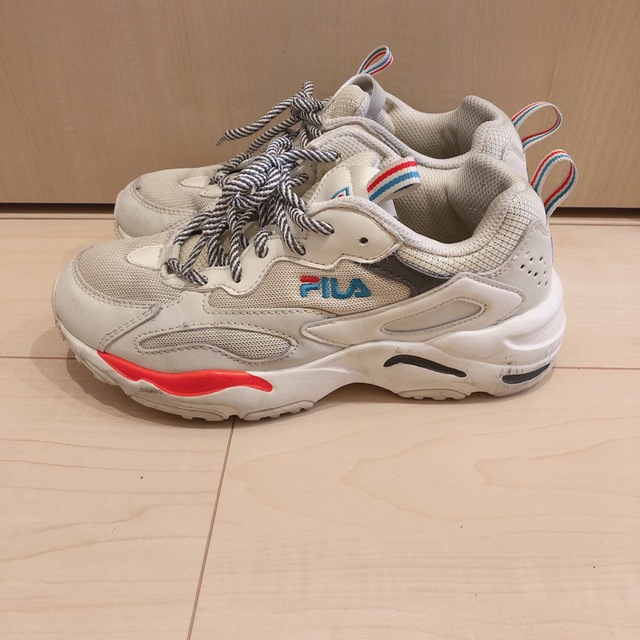 FILA(フィラ)の【値下げ】フィラ　スニーカー レディースの靴/シューズ(スニーカー)の商品写真