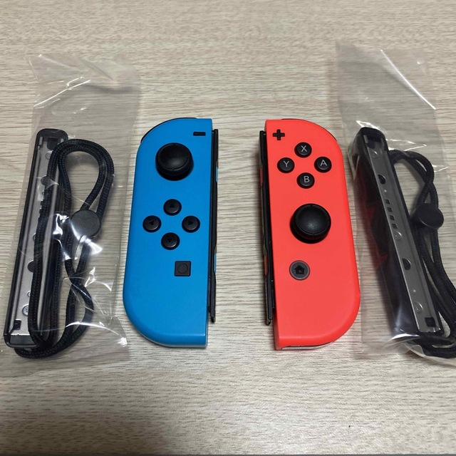 Nintendo Switch Joy-Con ネオンレッド/ネオンブルー