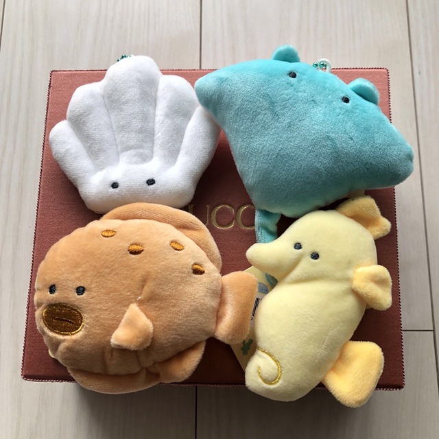 つぶらな瞳の水族館　4個セット エンタメ/ホビーのおもちゃ/ぬいぐるみ(キャラクターグッズ)の商品写真