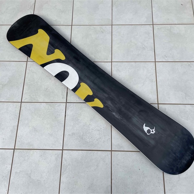スポーツ/アウトドアNovember スノーボード  156cm  LIVER