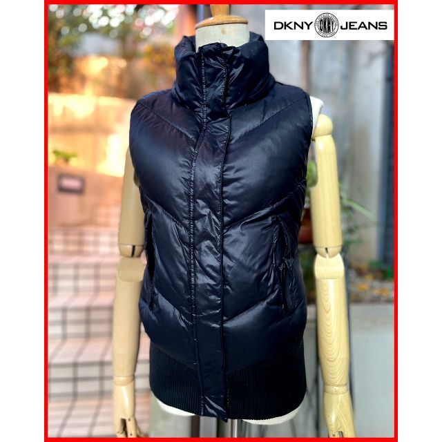 DKNY(ダナキャランニューヨーク)の美品!暖!ﾀﾞｳﾝXﾌｪｻﾞｰ!【DKNY JEANS】ﾅｲﾛﾝﾍﾞｽﾄ送料込 レディースのジャケット/アウター(ダウンベスト)の商品写真