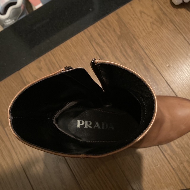 PRADA(プラダ)のプラダブーツ　37 ブラウン レディースの靴/シューズ(ブーツ)の商品写真