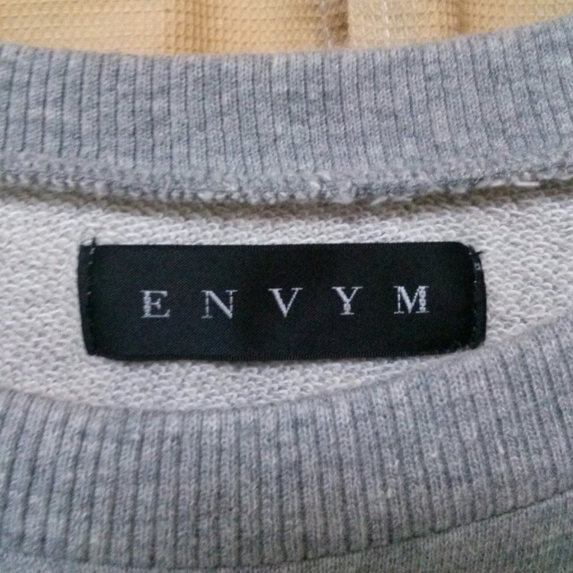 ENVYM(アンビー)のENVYM*トレーナー レディースのトップス(トレーナー/スウェット)の商品写真