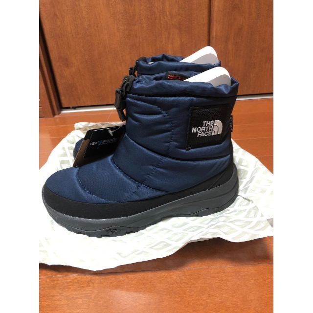 THE NORTH FACE(ザノースフェイス)のザ・ノースフェイス Nuptse Bootie WP Logo Short未使用 メンズの靴/シューズ(ブーツ)の商品写真