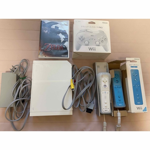 任天堂　Wii 本体　コントローラ　ケーブルゲームソフト/ゲーム機本体