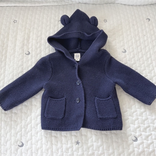 GAP(ギャップ)のbaby GAP くま耳カーディガン　ネイビー キッズ/ベビー/マタニティのベビー服(~85cm)(カーディガン/ボレロ)の商品写真