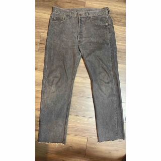 リーバイス(Levi's)のlevis 501 ブラック　リーバイス　先染め　カットオフ　®️タブ　93年製(デニム/ジーンズ)