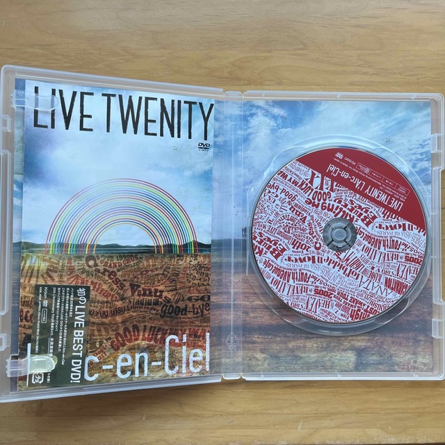 L'Arc～en～Ciel(ラルクアンシエル)のLIVE　TWENITY DVD L'Arc〜en〜Ciel 中古 エンタメ/ホビーのDVD/ブルーレイ(ミュージック)の商品写真