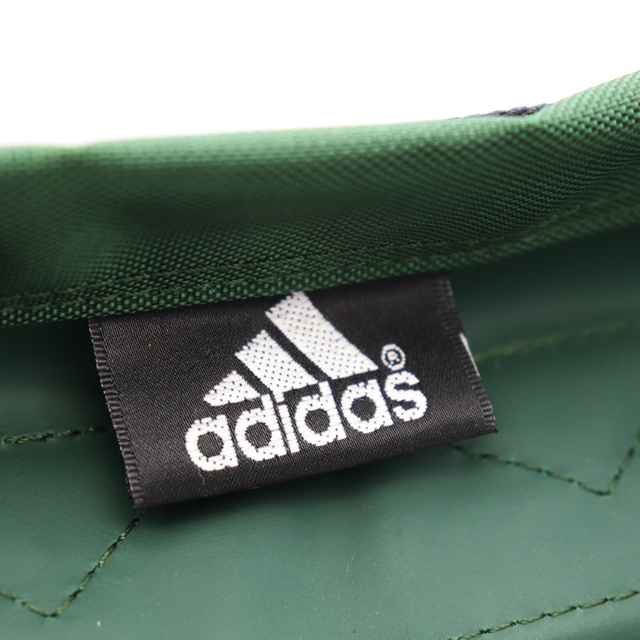 adidas(アディダス)のアディダス リュックサック デイパック ロゴ スポーツ ブランド 鞄 バックパック レディース メンズ グリーン adidas メンズのバッグ(バッグパック/リュック)の商品写真
