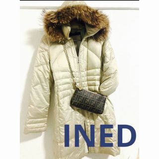 イネド(INED)のINED 定価60000円程度 リアルファーダウン(ダウンコート)