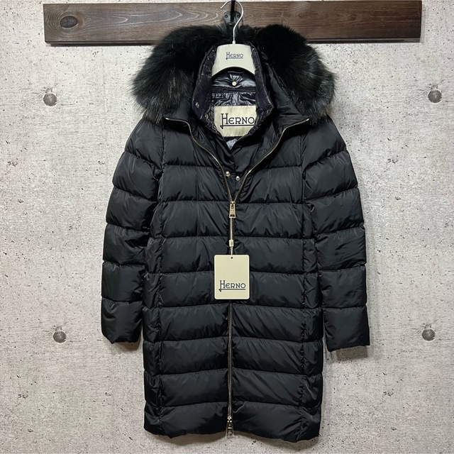 新品 HERNO ダウンコート- 新品 HERNO ダウンコート-