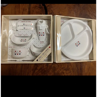 離乳食食器　離乳食　食器　赤ちゃんの城　食器セット　ベビー食器(離乳食器セット)