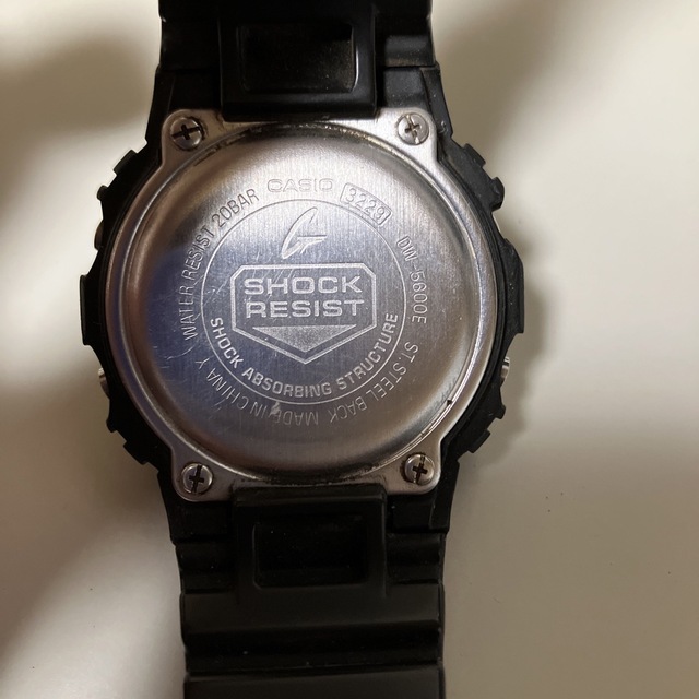 G-SHOCK(ジーショック)のG-SHOCK  DW-5600E メンズの時計(腕時計(デジタル))の商品写真