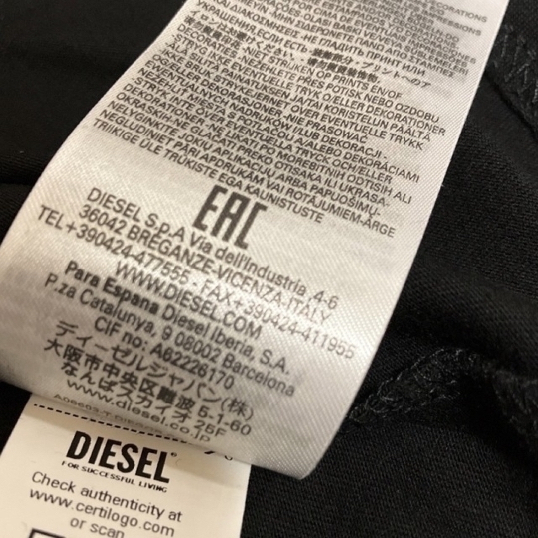 DIESEL(ディーゼル)の洗練されたデザイン　DIESEL　T-Diegor-Col 　L　新モデル メンズのトップス(Tシャツ/カットソー(半袖/袖なし))の商品写真