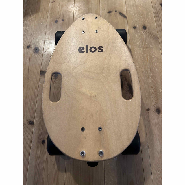 イロス elosスケートボード【週末限定値下げ中】 イロス elosスケートボード【週末限定値下げ中】